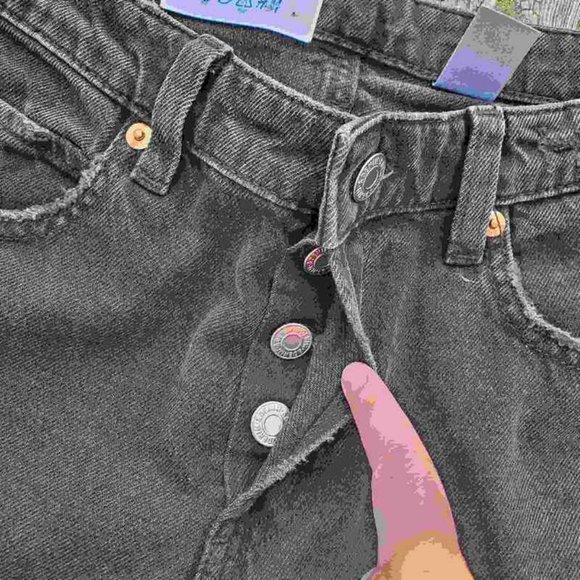 NWT H&M Women's Black Distressed Boyfriend Jeans - Picture 4 of 5